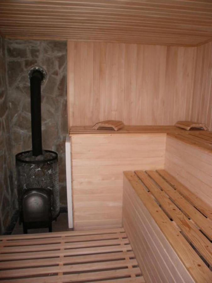 Kvasnyi Kobyletska Polyana