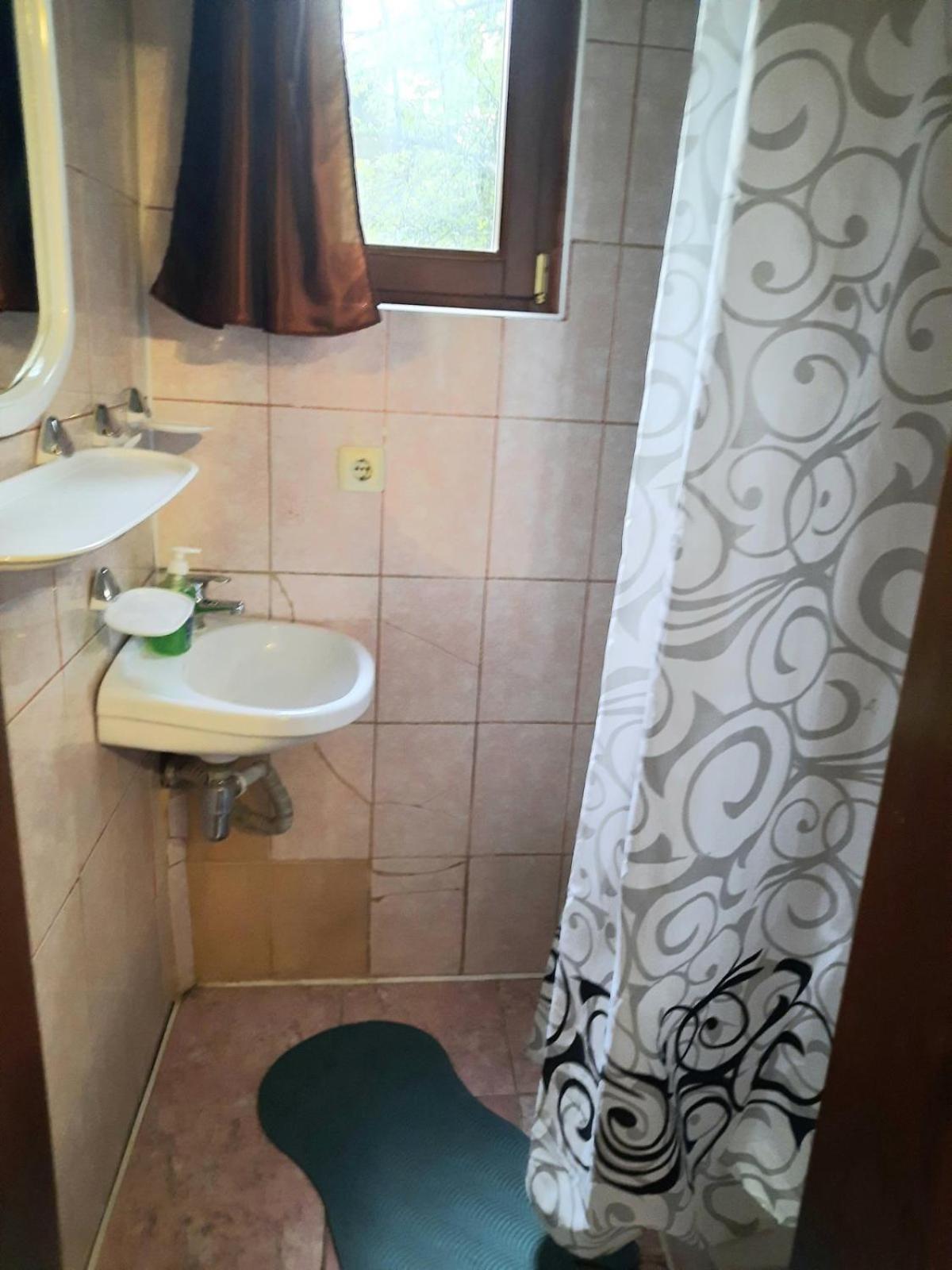 Kvasnyi * Kobyletska Polyana